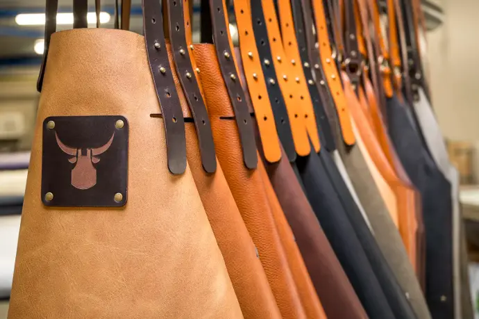 matière de votre tablier en cuir à choisir