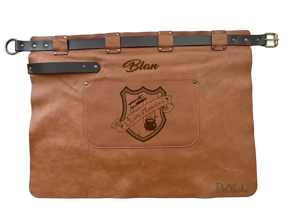 Nous pouvons graver votre logo sur les tabliers de serveurs Gravure sur demi-tablier en cuir