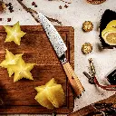 Couteau Utilitaire – Acier damassé 67 couches avec noyau AUS-10 – Manche élégant en bois d’olivier – Tranchant rasoir, dureté 60±2 HRC – Design ergonomique et haut de gamme